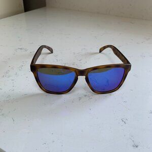 Sunski Tortoise shell frames